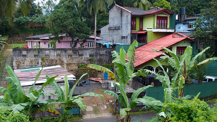 Sri Lanka trains railway village